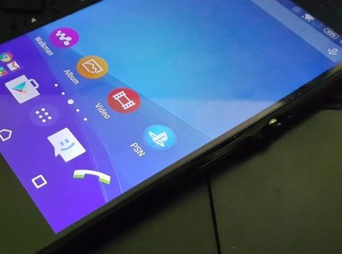 Sony Xperia Z4’e ait olduğu iddia edilen fotoğraflar internete sızdı