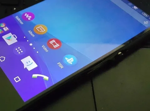 Sony Xperia Z4’e ait olduğu iddia edilen fotoğraflar internete sızdı