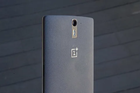 OnePlus House of Cards’a ürün yerleştirmek için 300 bin dolar ödedi