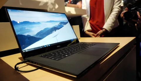 Dell Infinity ekranını 15 inç XPS dizüstü bilgisayarına getirdi