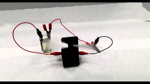 Işık tabanlı pil kendi gücünü üretiyor