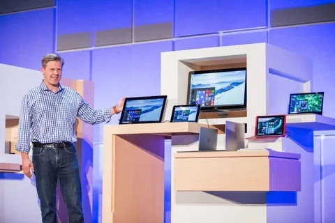 Microsoft yeni Windows 10 cihazlarıyla ilgili ipuçları verdi