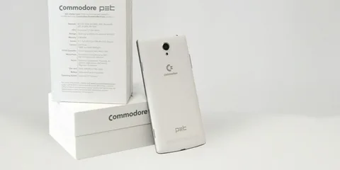 Commodore efsanesi Commodore PET Android telefon ile geri dönüyor
