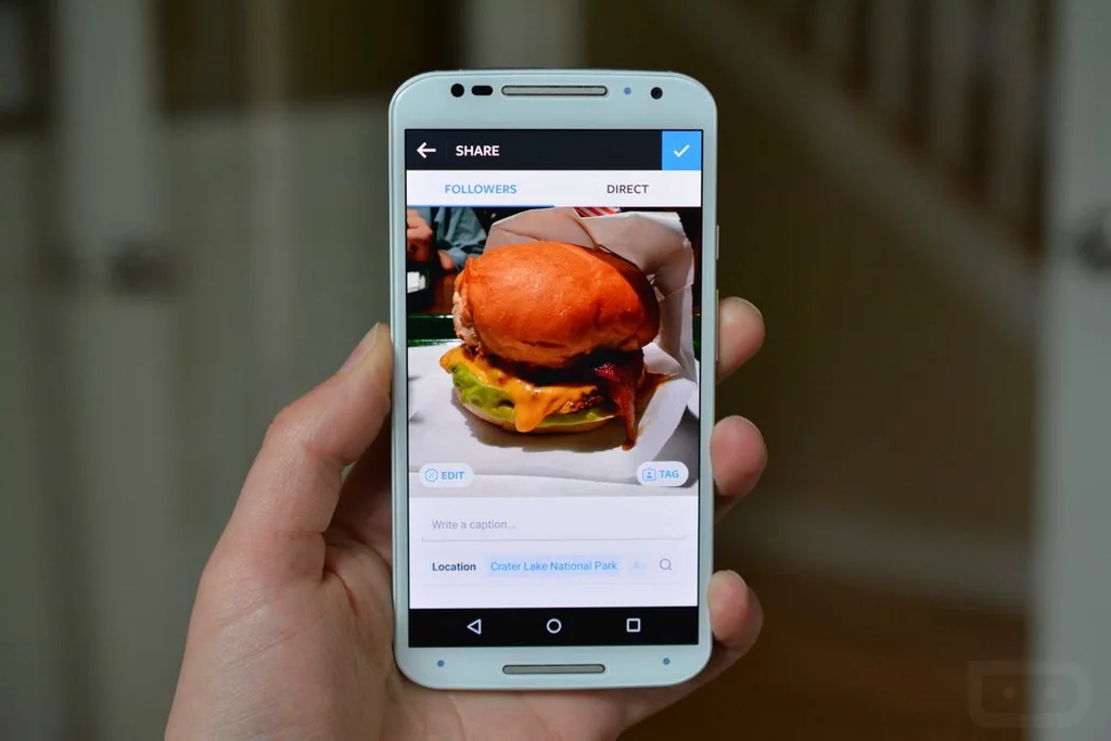 Instagram içerik kaynağında görüntüleme sıralamasını değiştiriyor