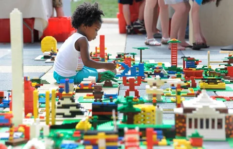 Lego çevre dostu plastik bloklar geliştiriyor