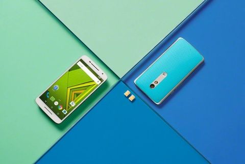 Motorola Moto X Play uygun fiyatı ve büyük boyutlu piliyle dikkat çekiyor
