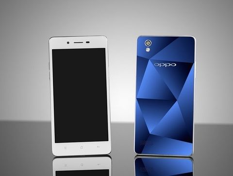 Oppo Mirror 5 elmas görünümlü cam arka yüzeyiyle etkiliyor