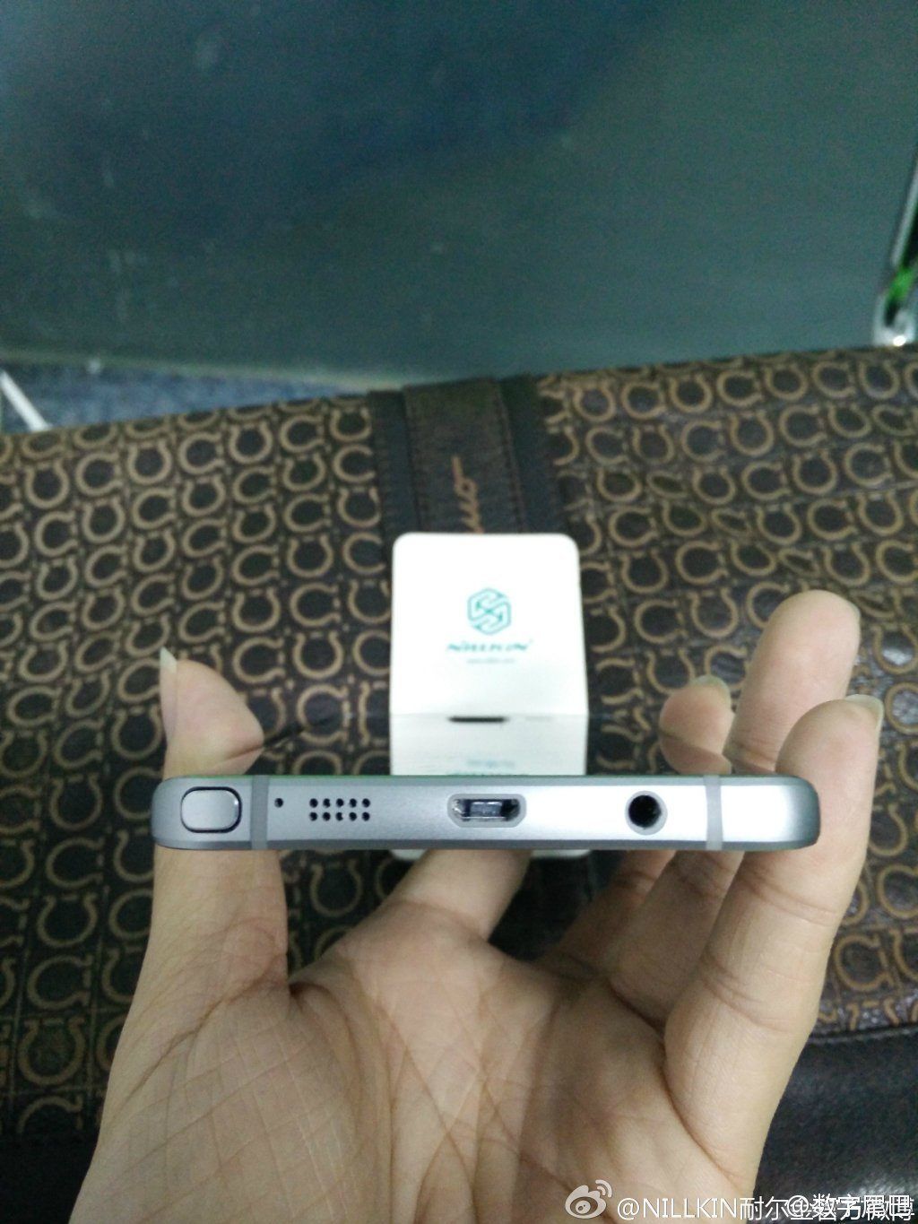 Samsung Galaxy Note 5’in yeni fotoğrafları ve Exynos 7422 iddiası