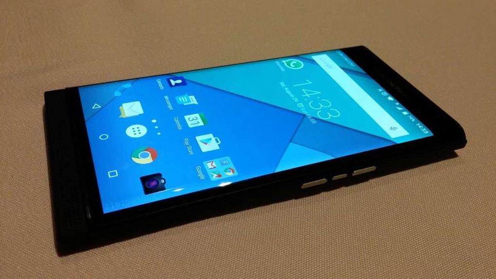 BlackBerry’nin kızaklı Android telefonu Venice’in fotoğrafları ortaya çıktı