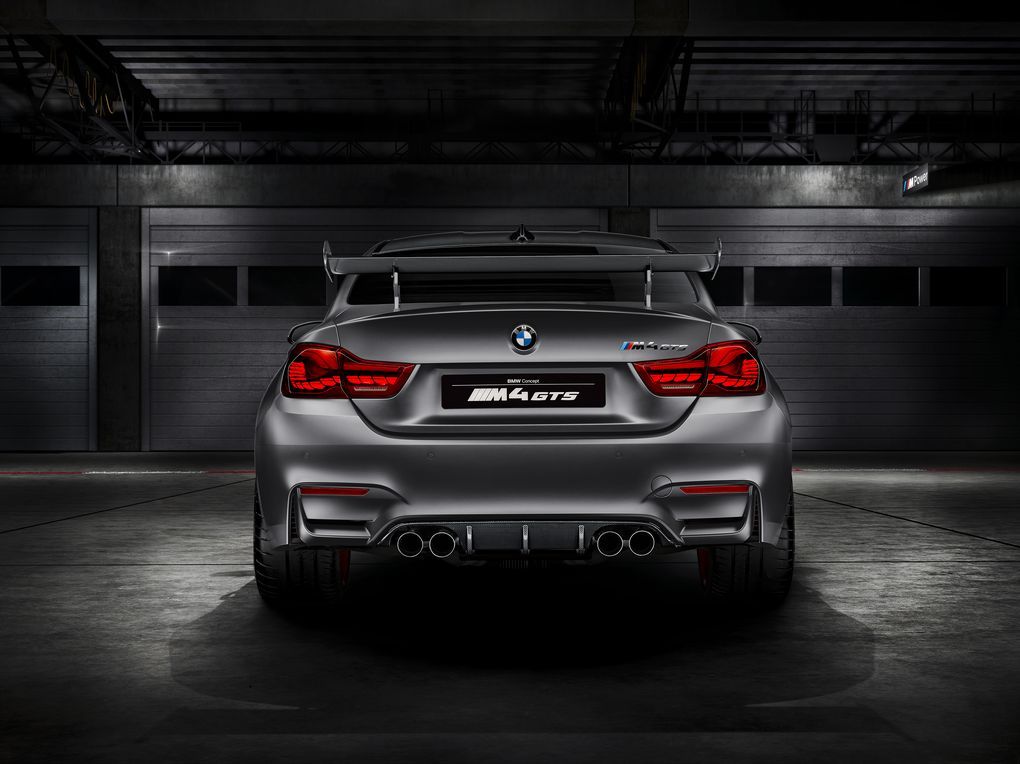 BMW Concept M4 GTS dopingli bir M4 gibi gözüküyor
