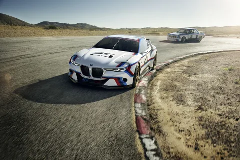 BMW konsept otomobili 3.0 CSL Hommage’ın tasarımında küçük dokunuşlar yaptı