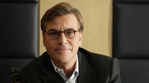 Aaron Sorkin Tim Cook’a yönelik sert sözleri için özür diledi