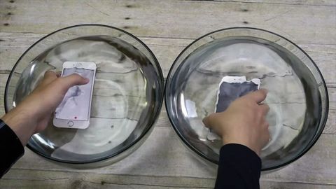 Apple iPhone 6s ve iPhone 6s Plus suya dayanıklı gibi görünüyor