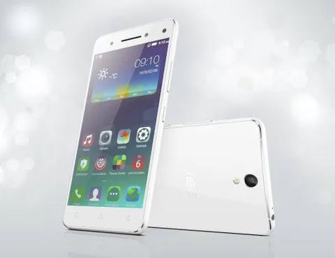 Lenovo uzun pil ömürlü Vibe P1 ve çift selfie kameralı Vibe S1’i tanıttı