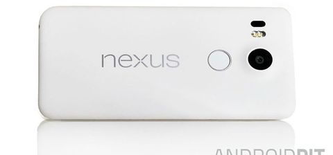 2015 model LG Nexus 5 sızıntısı arka paneldeki parmak izi tarayıcısını net biçimde gösteriyor