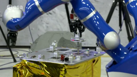 Astronot Dünya’daki insansız uzay aracını Uluslararası Uzay İstasyonu’ndan kontrol etti