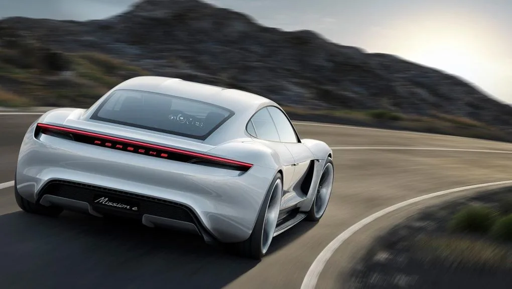 porsche-mission-e-150915-5