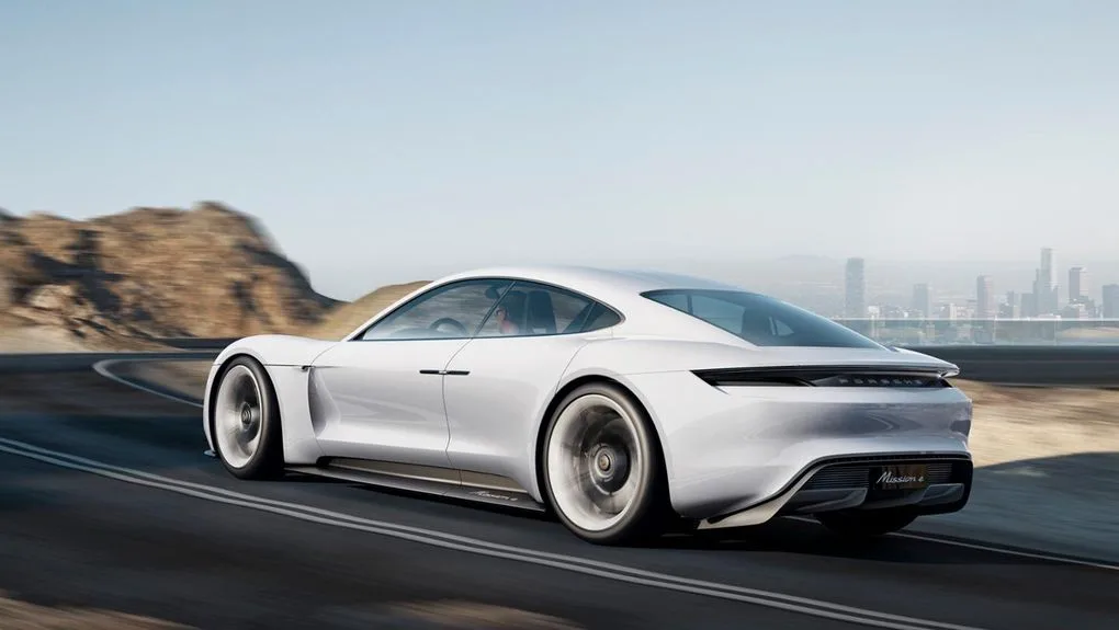porsche-mission-e-150915-6