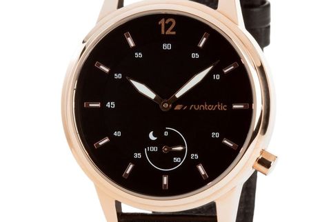 Adidas’ın Runtastic’i aktivite takibi yapabilen analog saat Moments’ı tanıttı