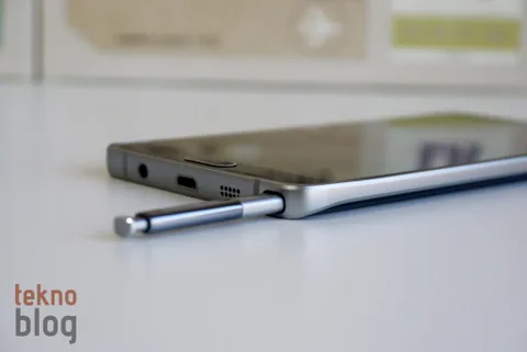 S Pen gelecek nesil Samsung Note telefonlarında ayak işlevi görebilir
