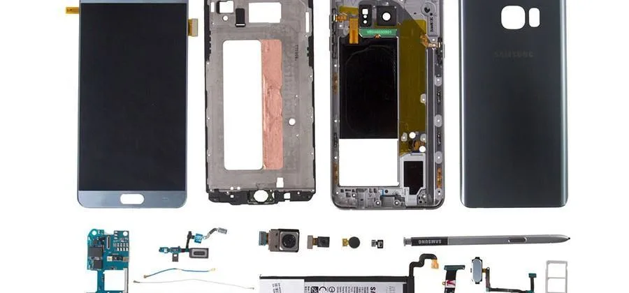 Samsung Galaxy Note 5 parçalarına ayrıldı