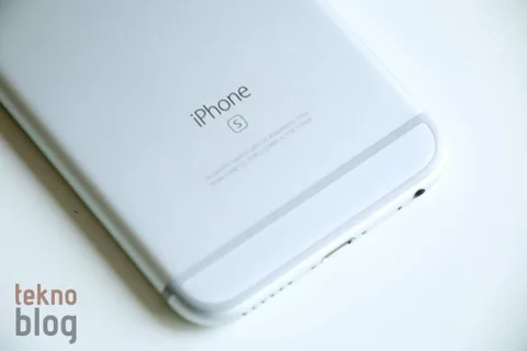Intel Apple’ın gelecek nesil iPhone 7 yongasını üretmek için çalışıyor
