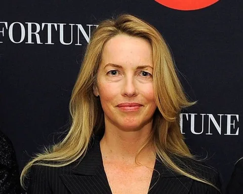 Laurene Powell Jobs Bale ve DiCaprio’ya Steve Jobs’u oynamamalarını söylemiş