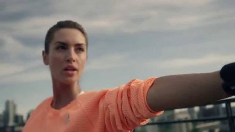 Adidas Fit Smart bileklik aktivite takip özelliklerine kavuştu