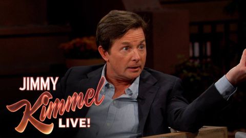 Video: Michael J. Fox bağcıkları otomatik olarak bağlanan Nike Air Mag ile Jimmy Kimmel Live’a katıldı