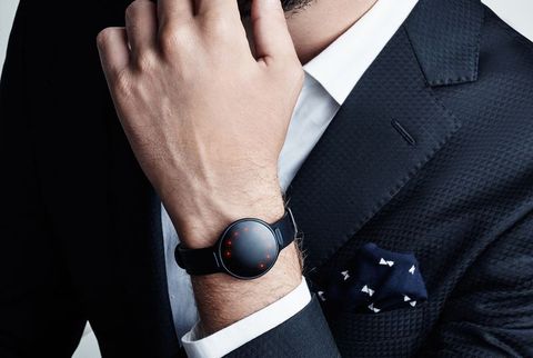 Misfit Shine 2 hareketsiz kaldığınızda uyarıyor, sabahları uyandırıyor