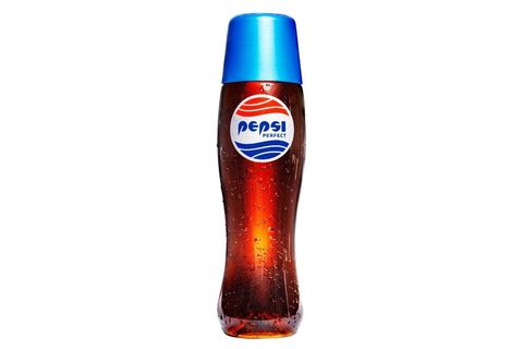 Pepsi Marty McFly’ın gelişini özel Pepsi Perfect ile kutluyor