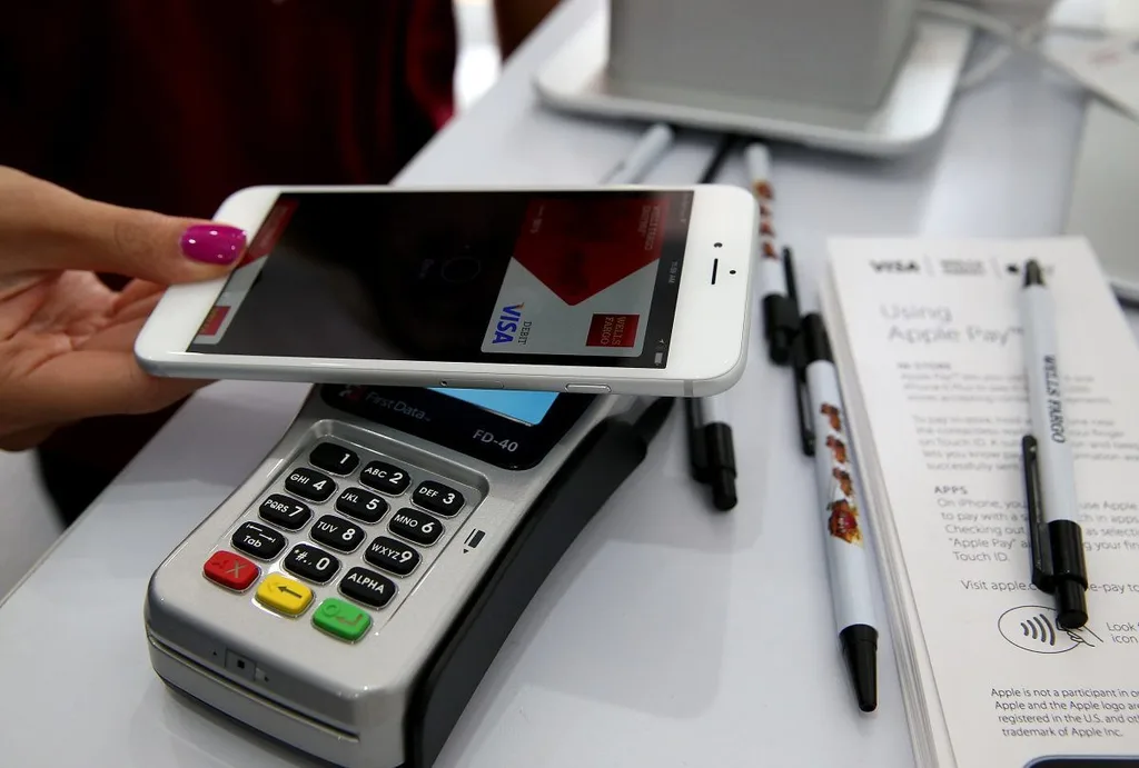 Apple Pay Fransa’da 2016 içinde faaliyete geçecek