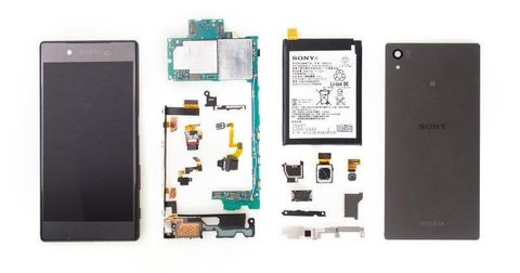 Sony Xperia Z5 parçalarına ayrıldı