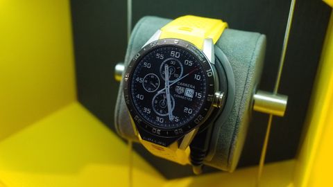 Tag Heuer’in ilk akıllı saati Connected resmiyet kazandı