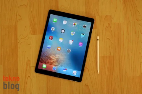 iPad Pro geçtiğimiz çeyrekte Microsoft Surface’ten fazla sattı