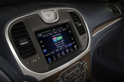 Fiat Chrysler 2016’da CarPlay ve Android Auto entegrasyonunu sunacak