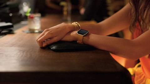 Fitbit Blaze akıllı saatte fitness takip özelliği ön planda