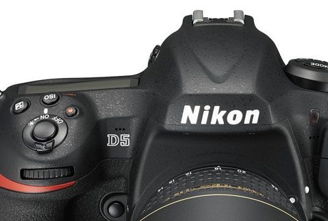 Nikon D5 DSLR ve D500 APS-C fotoğraf makineleri tanıtıldı