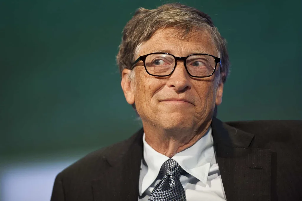 Bill Gates Apple’ın FBI’ın talebine uyması gerektiğini savundu