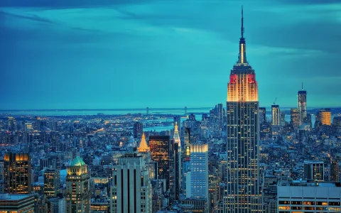 Empire State Binası’na çarpan drone’un sahibi yakalandı