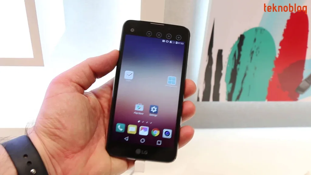LG X Screen Ön İnceleme
