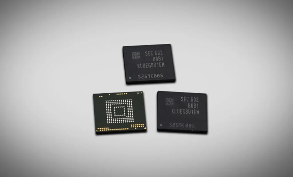 Samsung akıllı telefonlar için 256 GB bellek yongaları hazırlıyor