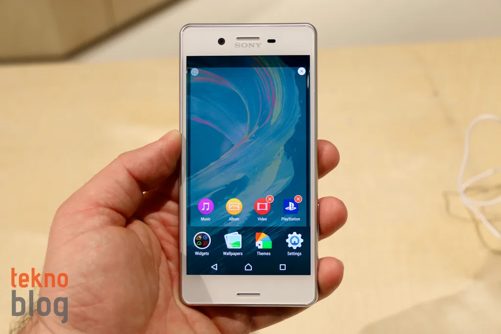 Xperia X Premium HDR ekranıyla dünyada ilk olma peşinde