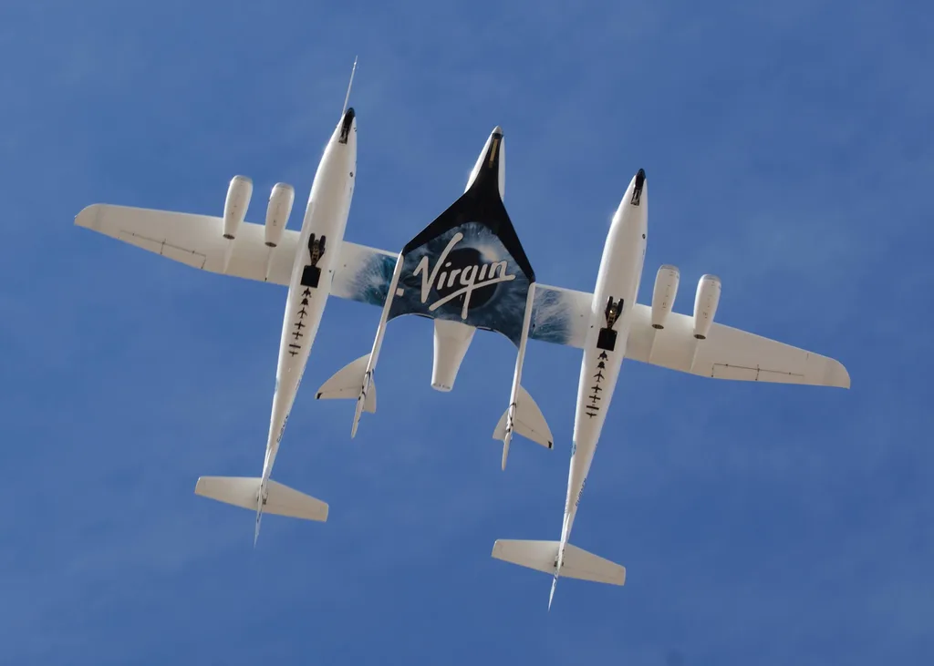 Virgin Galactic yeni uzay uçağını tanıtıyor