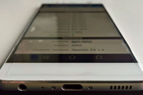 Huawei P9’a ait yeni fotoğraflar çift kameralı sistemi işaret ediyor