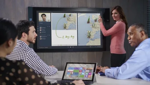 Microsoft Surface Hub sevkiyatına başladı