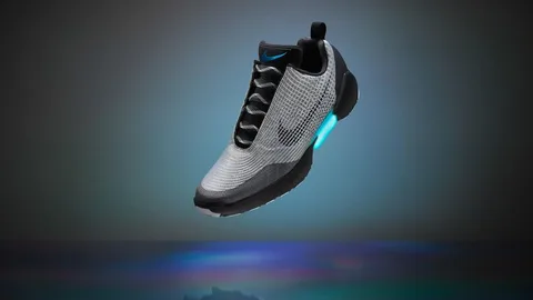 Nike HyperAdapt 1.0 bağcıklarını kendisi bağlayacak