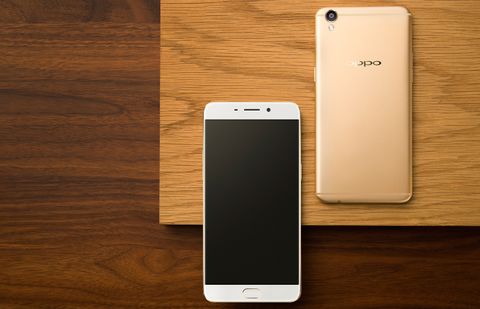 Oppo R9 ve R9 Plus resmiyet kazandı