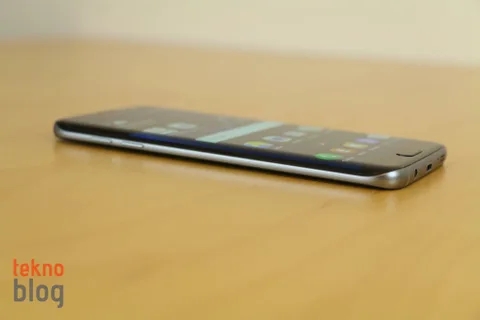 Galaxy S7 ve S7 edge için Android Nougat güncellemesi dağıtımı başladı