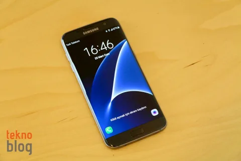 Samsung Galaxy S7 ile cazibesini tekrar kazanıyor